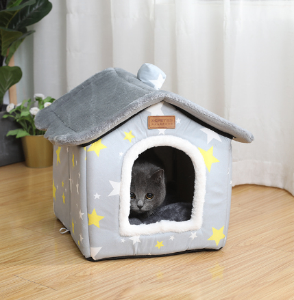 Warm Closed House for Pets